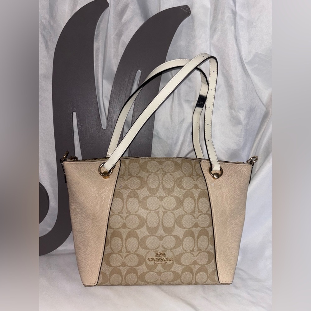 COACH Authentic Off-White/ Cream Leather Kacey Signature Color Block Satchel.